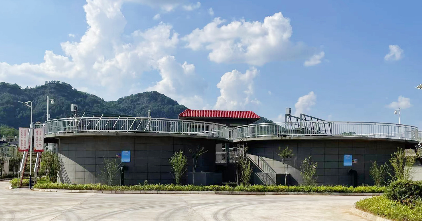 老太太操逼视频台州市永信证章有限公司